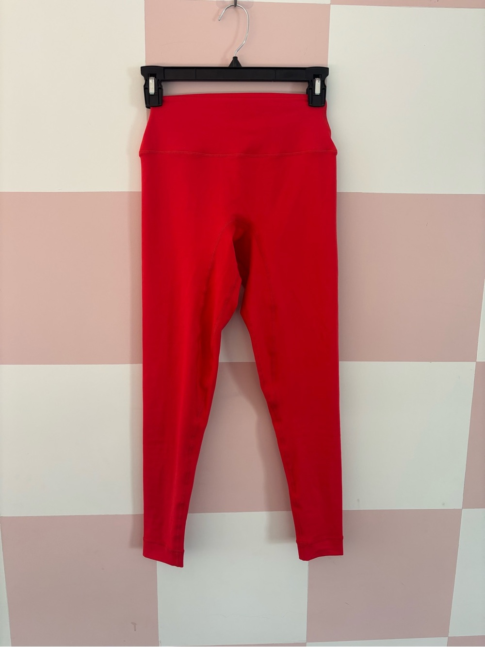 SET Active Red Bra & High-Rise Leggings Set - Picture 2 of 7